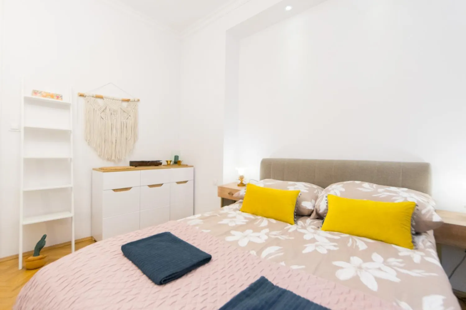 Big Apartment Old Town P4You Pl Krakow